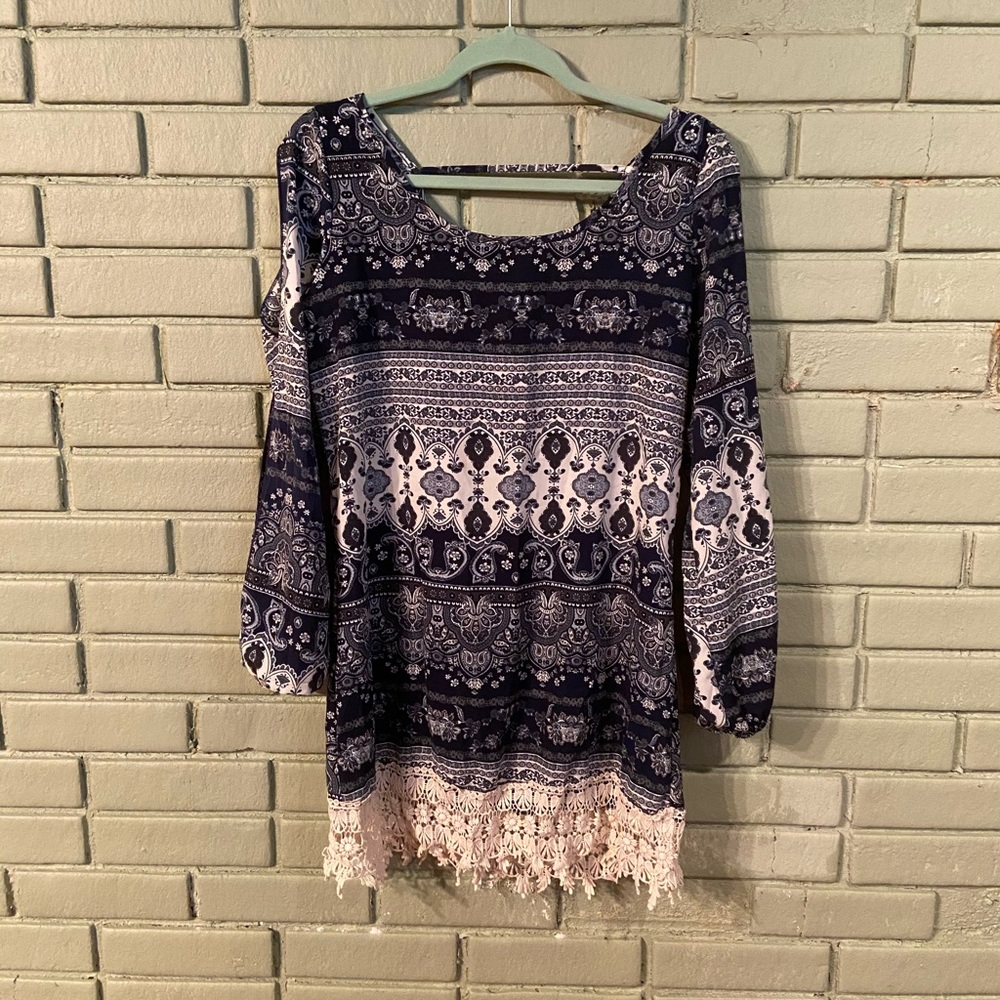 Open Back and Cold Shoulder Dress M